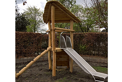 Houten klimtoestel met klimwand en roestvrij stalen glijbaan - Houten klimtoestellen met glijbaan - Robinia houten speeltoestellen - LuduQ speeltoestellen